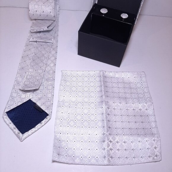 NEW 3-Pc Boxed Gift Tie Set Coordinated Print Cuff Links Hankerchief Hand Sewn - Picture 6 of 7